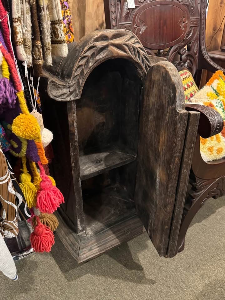 Primitive Antique 1800s Carved Storage Cabinet, Brown, photo 4 of 5