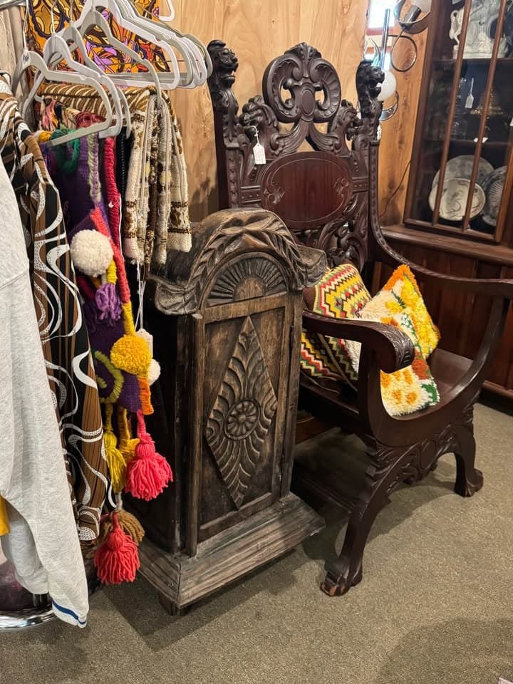 Primitive Antique 1800s Carved Storage Cabinet, Brown, photo 5 of 5