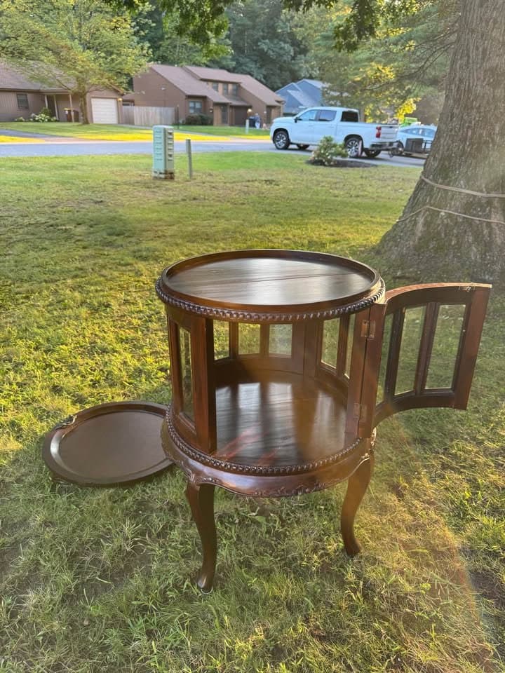 1800s Antique Mahogany Beveled Glass Curio Side Table, Brown, photo 4 of 6