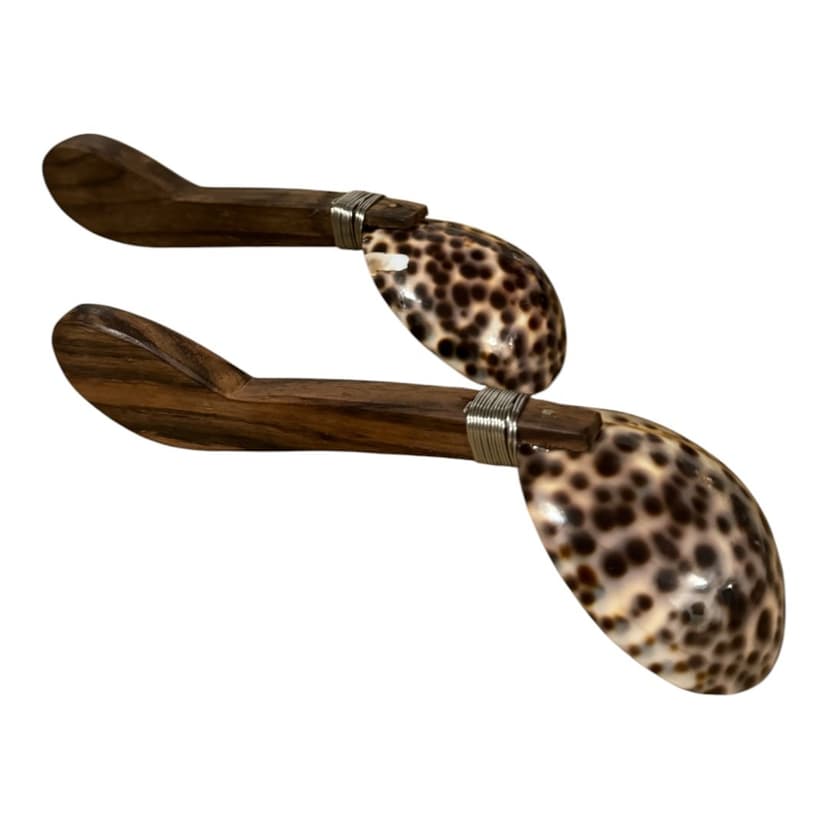 Set of 2 Spotted Shell Caviar Spoons