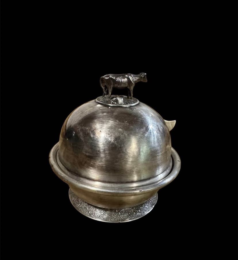 Antique Rogers & Bro. Silverplate Cow Butter Dish with Knife, photo 3 of 4
