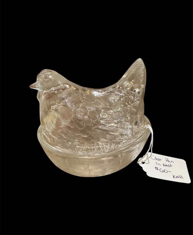 Vintage Clear Hen in Nest